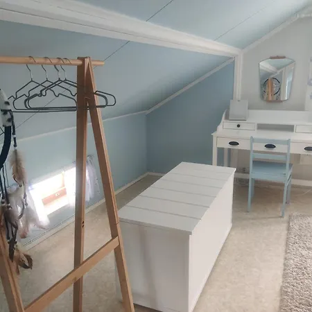 펜션 Saarijaervi - Omakotitalo, Oma Ranta Kolkanlahti