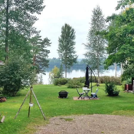 Saarijaervi - Omakotitalo, Oma Ranta 펜션 *